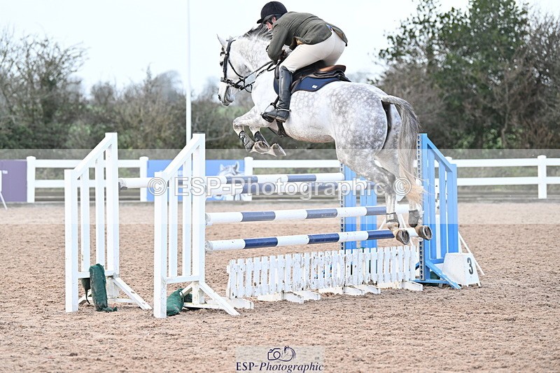 231209A-131237-01847 - Cls 13 Foxhunter & 1.20m Open