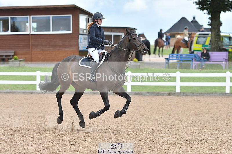 240727A-155731-06474 - Cls 24 1.05m Amateur Qualifier