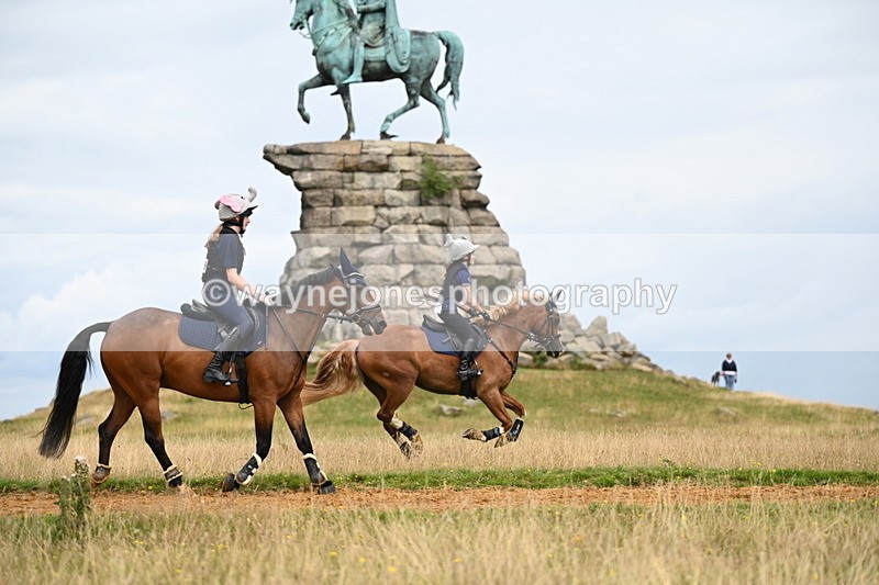 DSC_6057 - Time at Statue 12:17 to 12:44