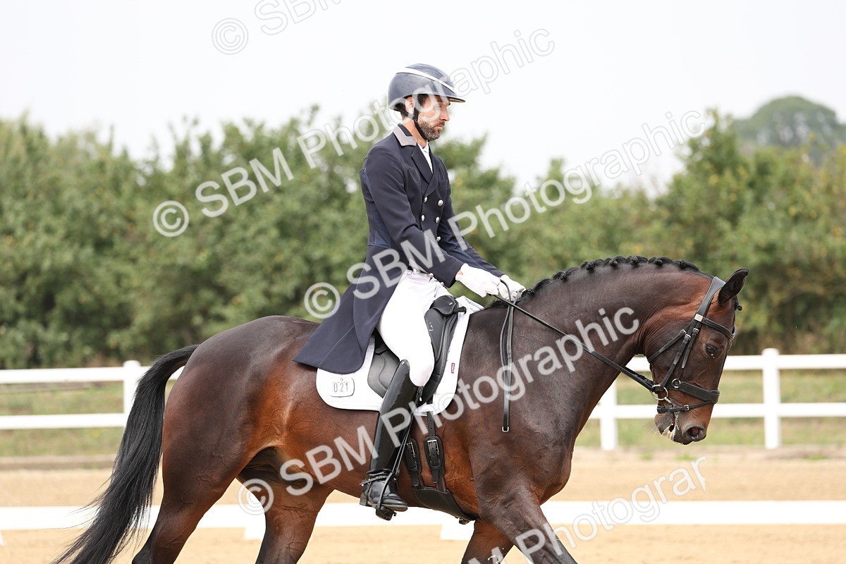 SBM_007084 - Class 9 - FEI INT I - 13.37-14.33