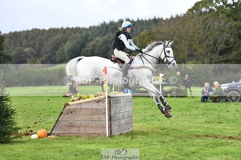 231020-130721-08875 - 072-CARROW.IROKO-Alice.England-XC