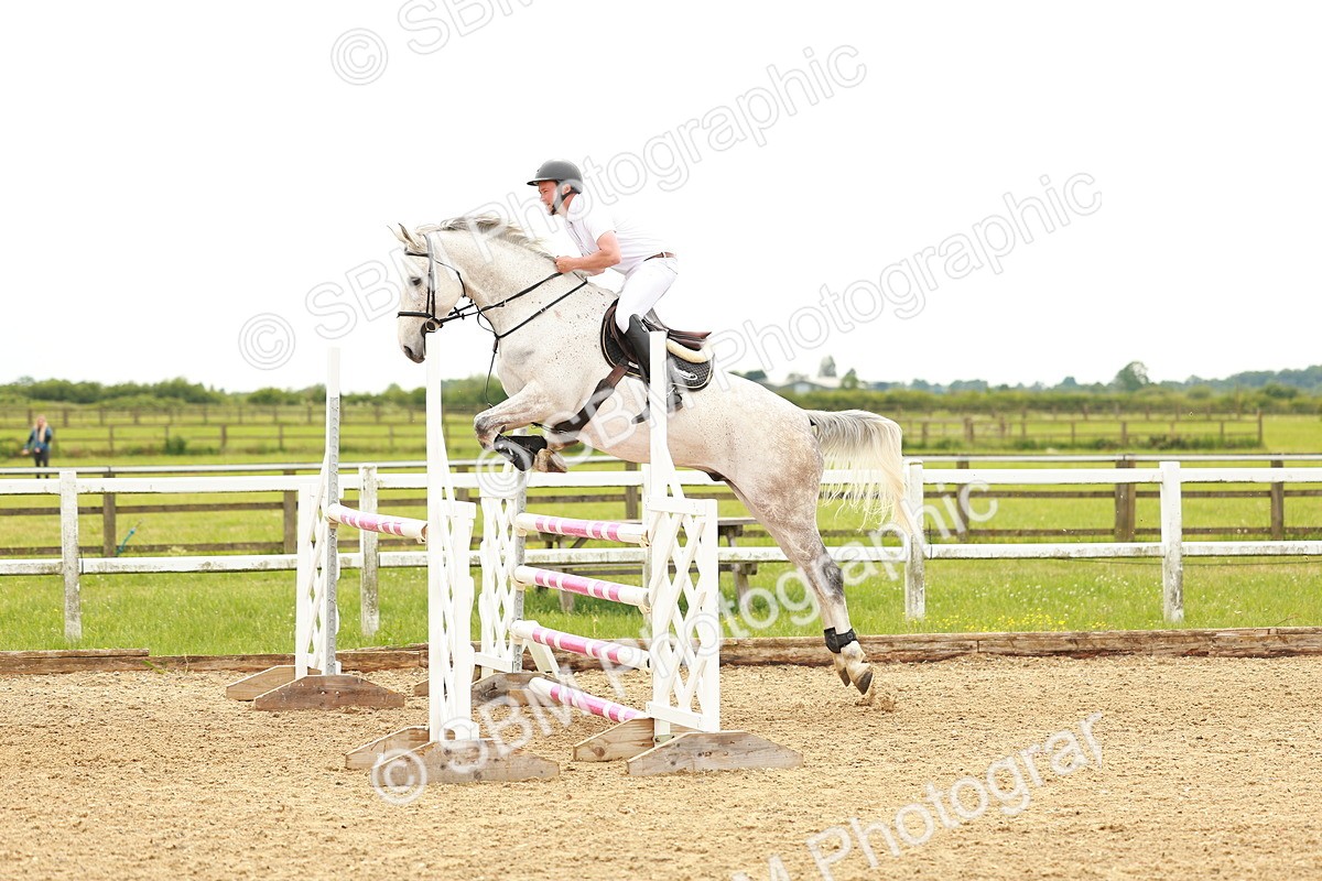 SBM_002080 - Class 4 - Senior Newcomers - 1.10m
