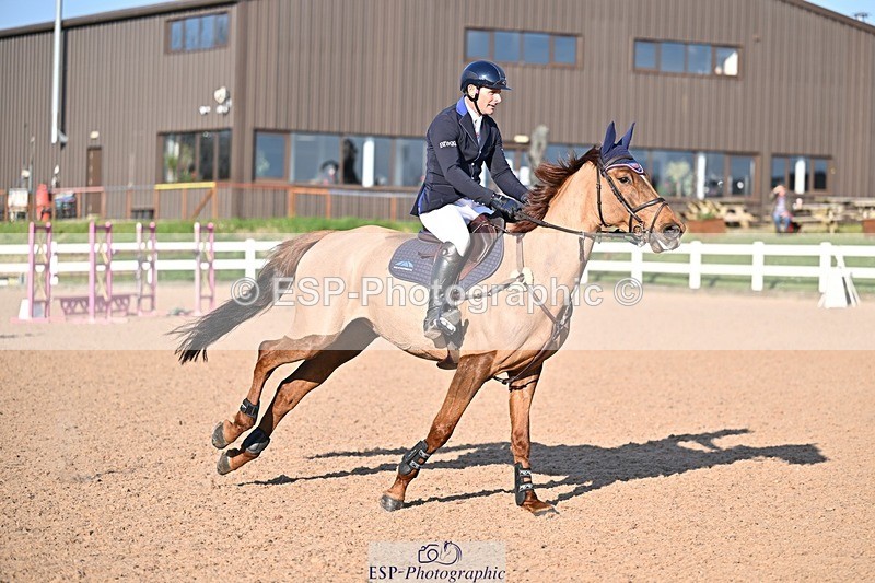 260304-153751-00804 - Cls 6 Foxhunter and 1.20m Open