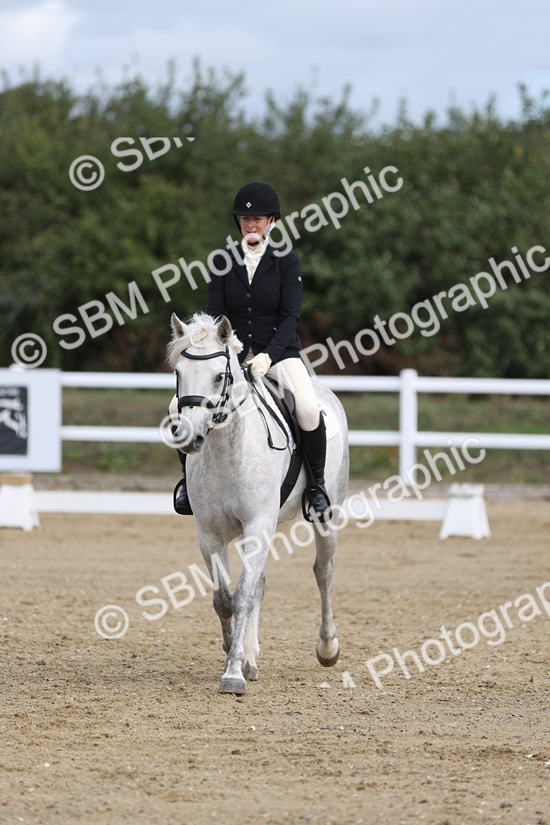 SBM_001446 - Class 2 - Intro 4 Champs - 10.56-11.44