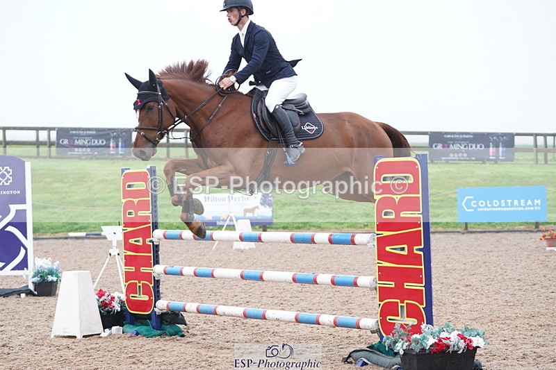 241006A-125622-06901 - Cls 20 Snr Newc & 1.10 Open