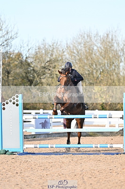 241113A-140527-00793 - Cls 05A&B Snr Fox & 1.20m Open