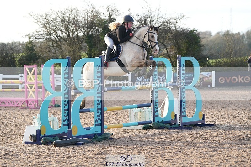 251130-145952-02376 - Cls 32+33 Springboard and Winter's