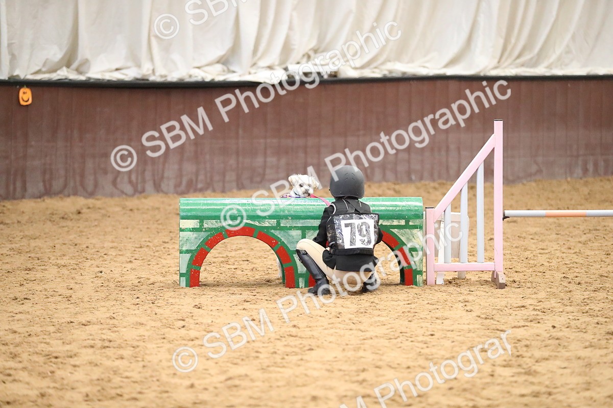 SBM_001241 - Class 3 - Horse & Hound