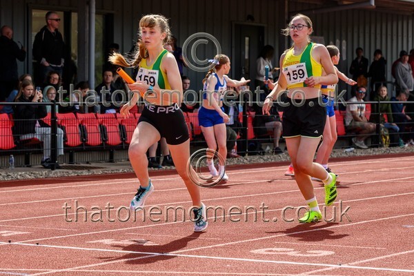 Relays25-918257 - Track Female Set Two