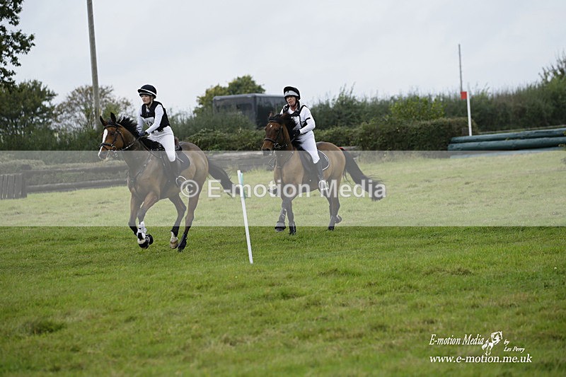  WWHT 171021 2206 - Novice Pairs (0.80m)  17/10/21