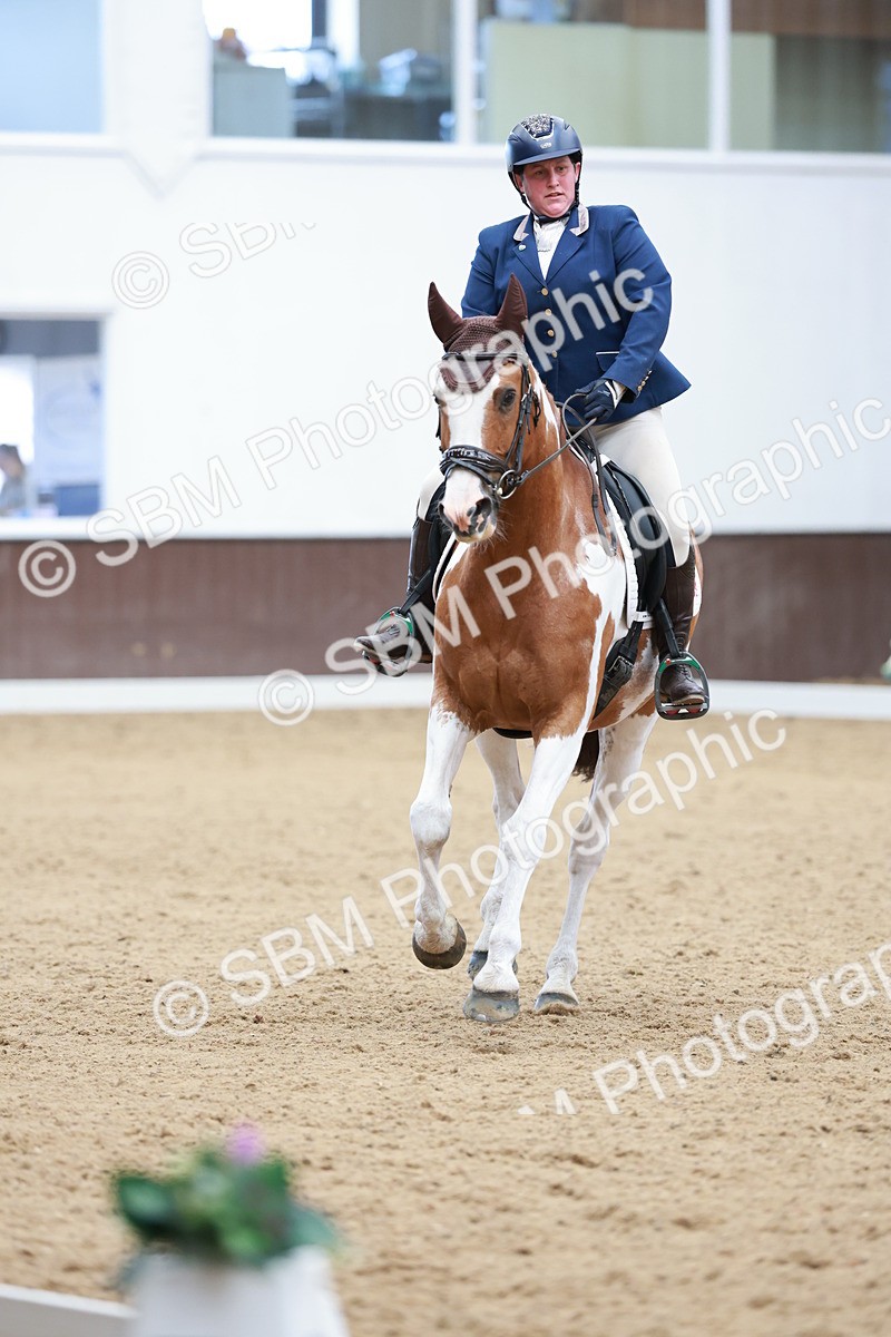 SBM_010068 - Class 6b - Novice 6 - 12.40-13.43