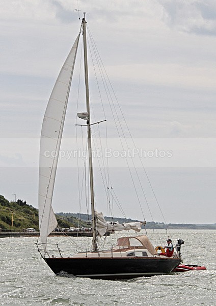 100530 BLACK YACHT IMG_8540 - Sailboats - monohull