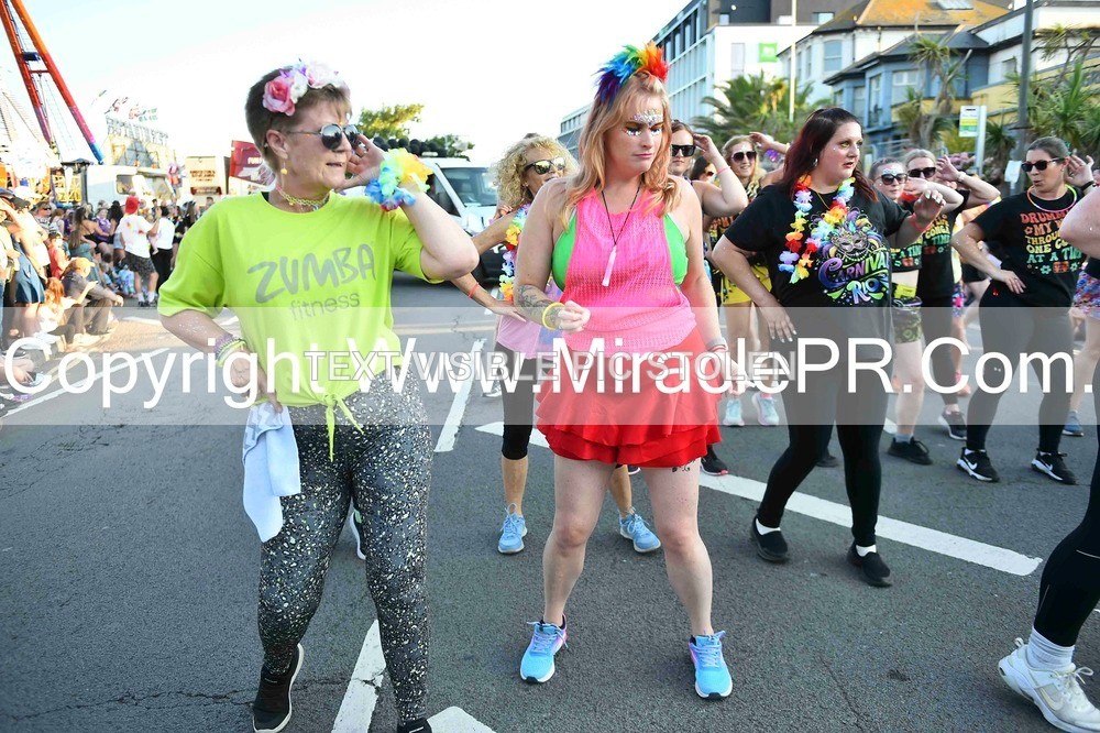 SH4_3883 - Carnival Procession.