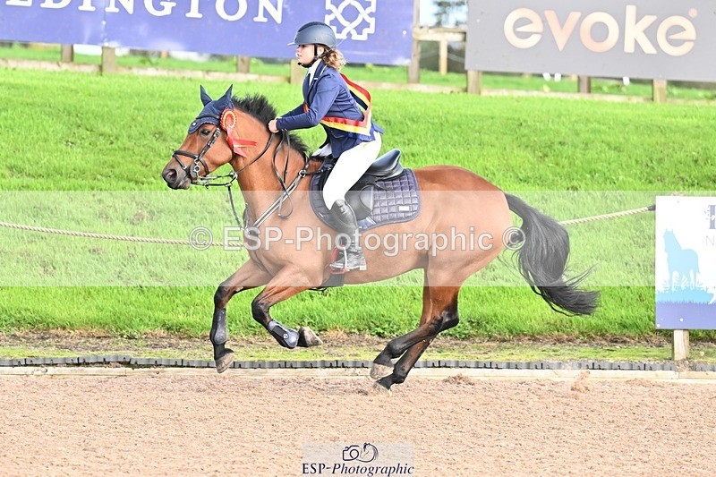 250920-163019-01895 - Cls 22 Pony Intro 90cm Derby
