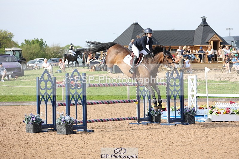 240511A-170922-15206 - Cls 38 National 1.40m Open