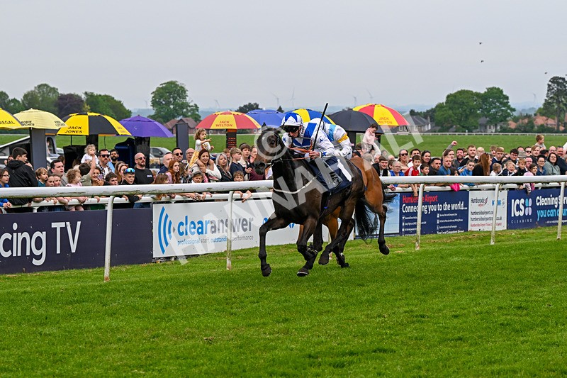 060524-Race 6-Shes Got Bottle-7281 - Race 6