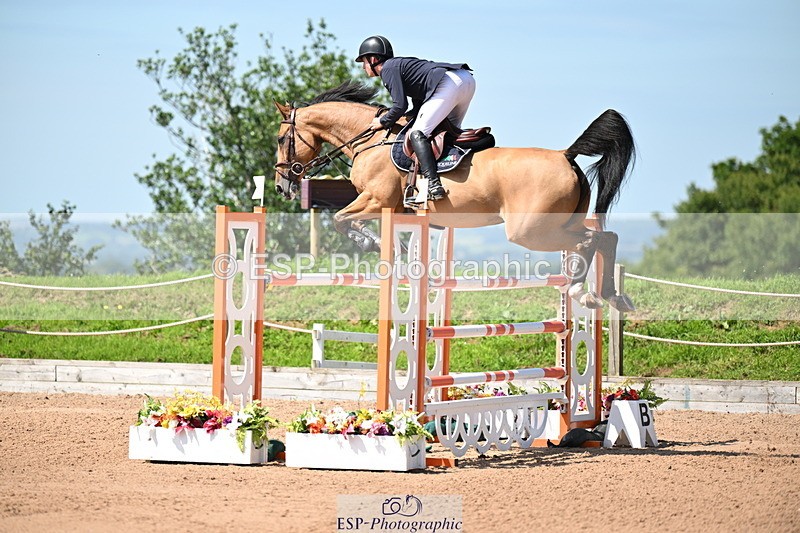 240718A-113939-04835 - Cls 1, 3 Star Small Tour 1.35m