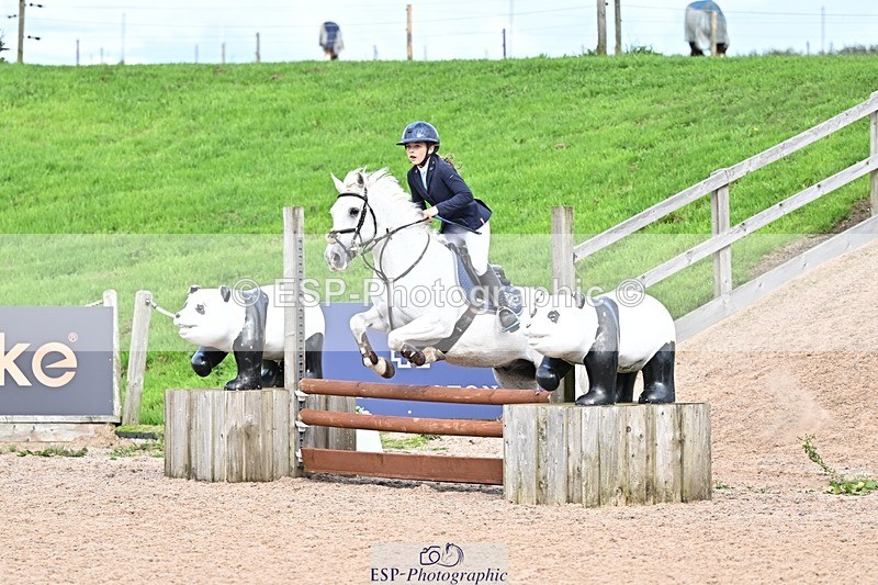 250921-150219-03980 - Cls 20 Pony 80cm Derby