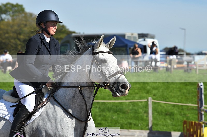 230903A-110426-03800 - Cls 13 1.05m Amateur Quali