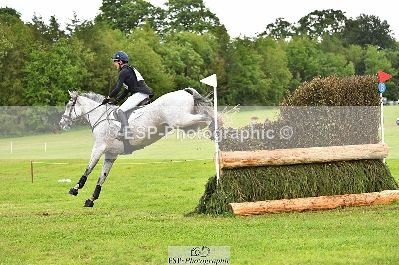 240526-132942-22592 - 421-ASK_FOR_MANCHIER-Tom_Jackson