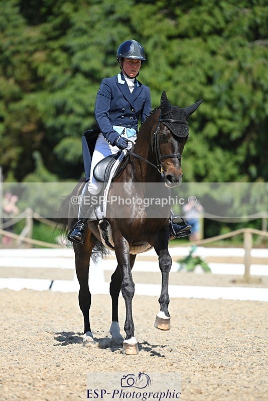 230526-145125-07030 - 485-OPPOSITION_HERALDIK_GIRL-Kirsty_Chabert-DR