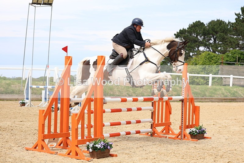3E7A9316 - Class 7: Senior 1.05m