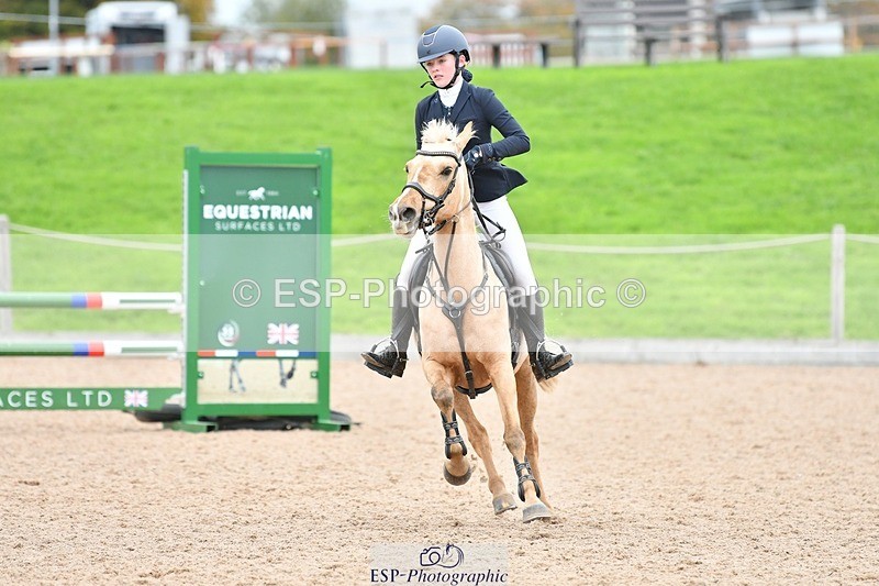 251026-142350-03334 - Cls 29-32 All 128cm 138cm Classes