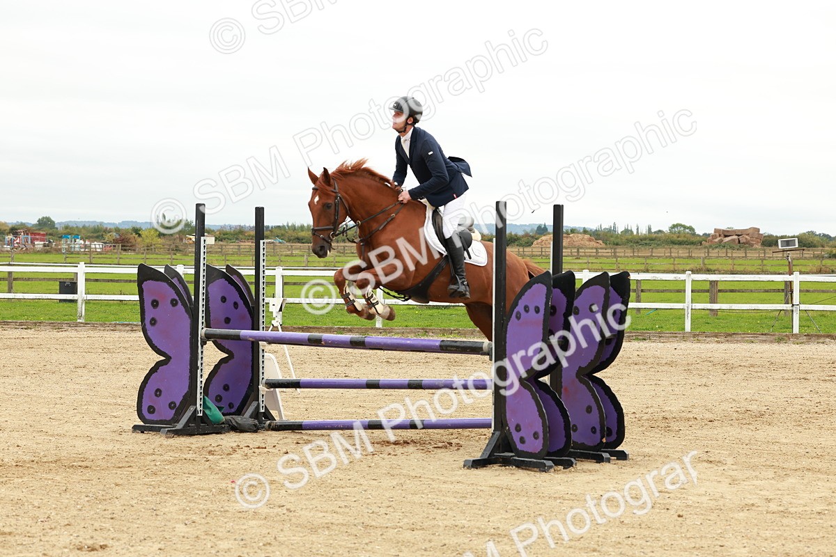 1I0A7201 - Class 3 - Senior Discovery - 1.00m