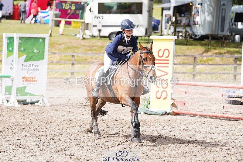 240824X-123622-24163 - 80cm Round 1 12.00 to 13.00