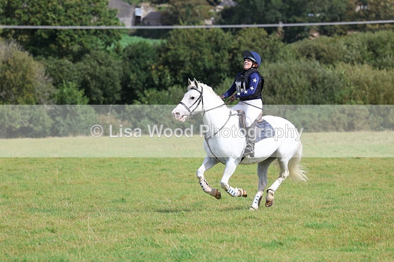 3E7A6438 - Class 1: Trebudannon Open: Pheasant Feeder