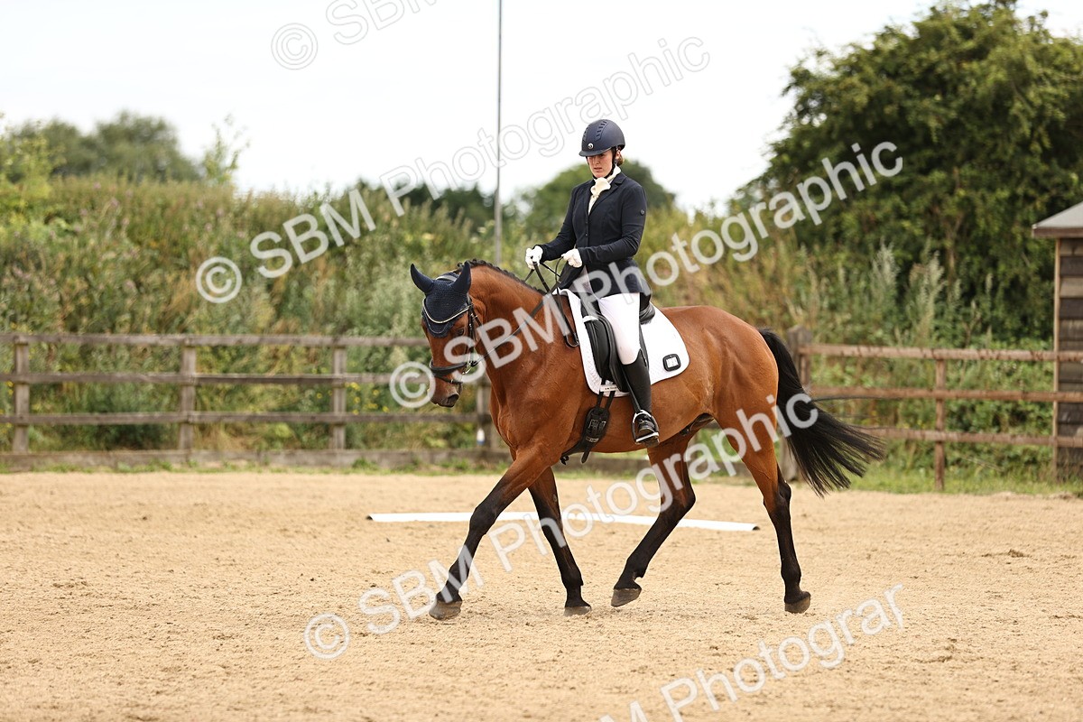 SBM_000867 - Class 7 - Novice 37