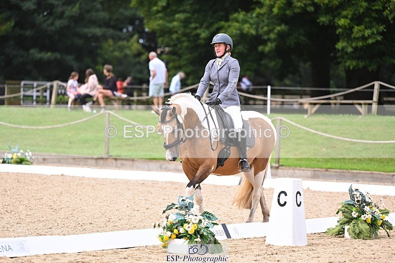 240809-105003-00299 - 157-Judi.Roome-Custard.Cream