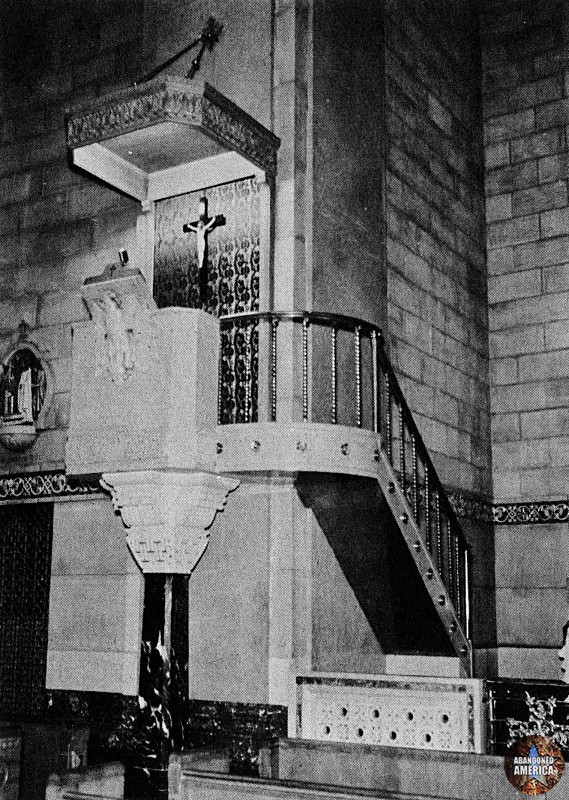 historical photos of the church of the transfiguration in philadelphia on matthew christopher murray's abandoned america