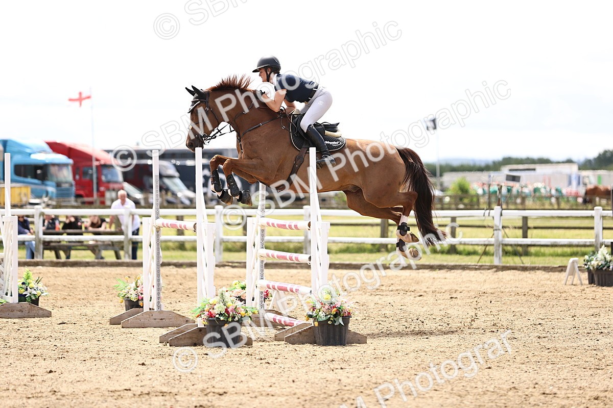 SBM_003528 - Class 22 - Senior Foxhunter 1.20m