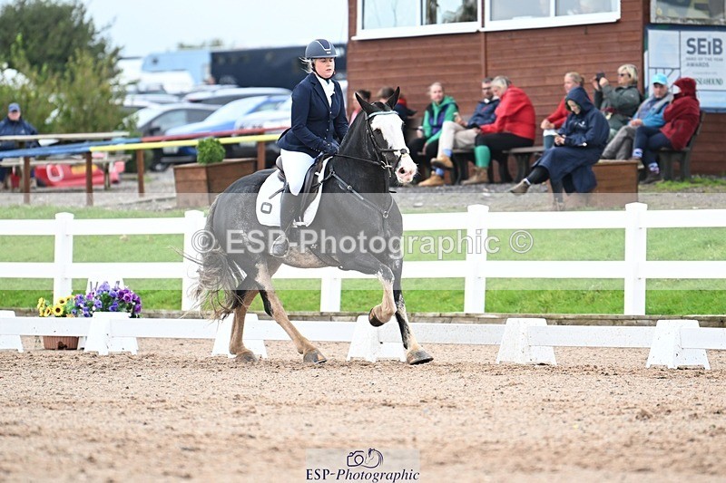 250907-123430-08369 - 061-christine.harrisonRed.Flair