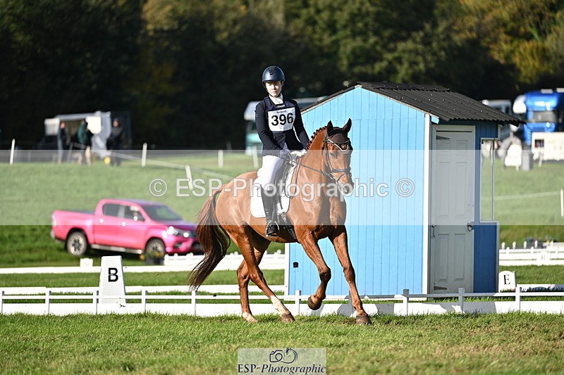 251024A-151758-14012 - E-396-Madeleine.Robertson