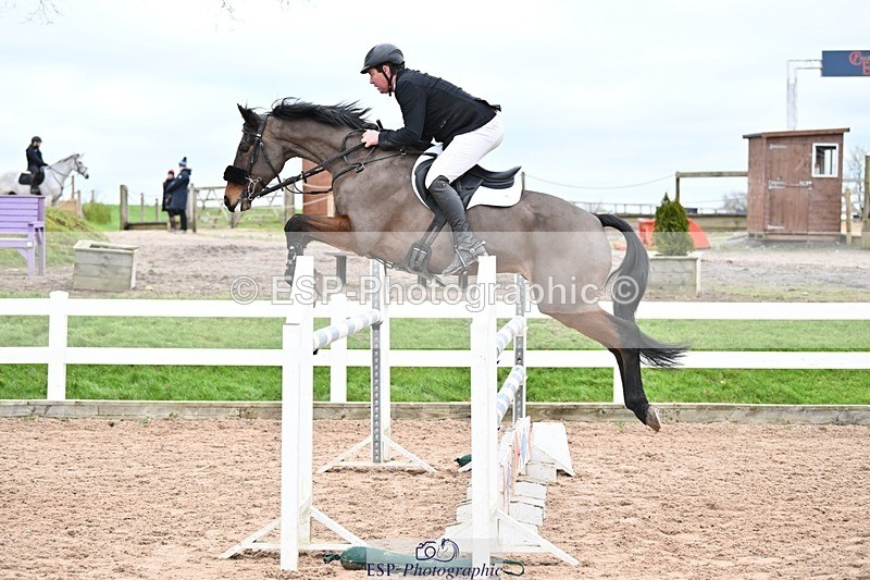 250112-143530-01676 - Cls 21 Foxhunter and 1.20m Open
