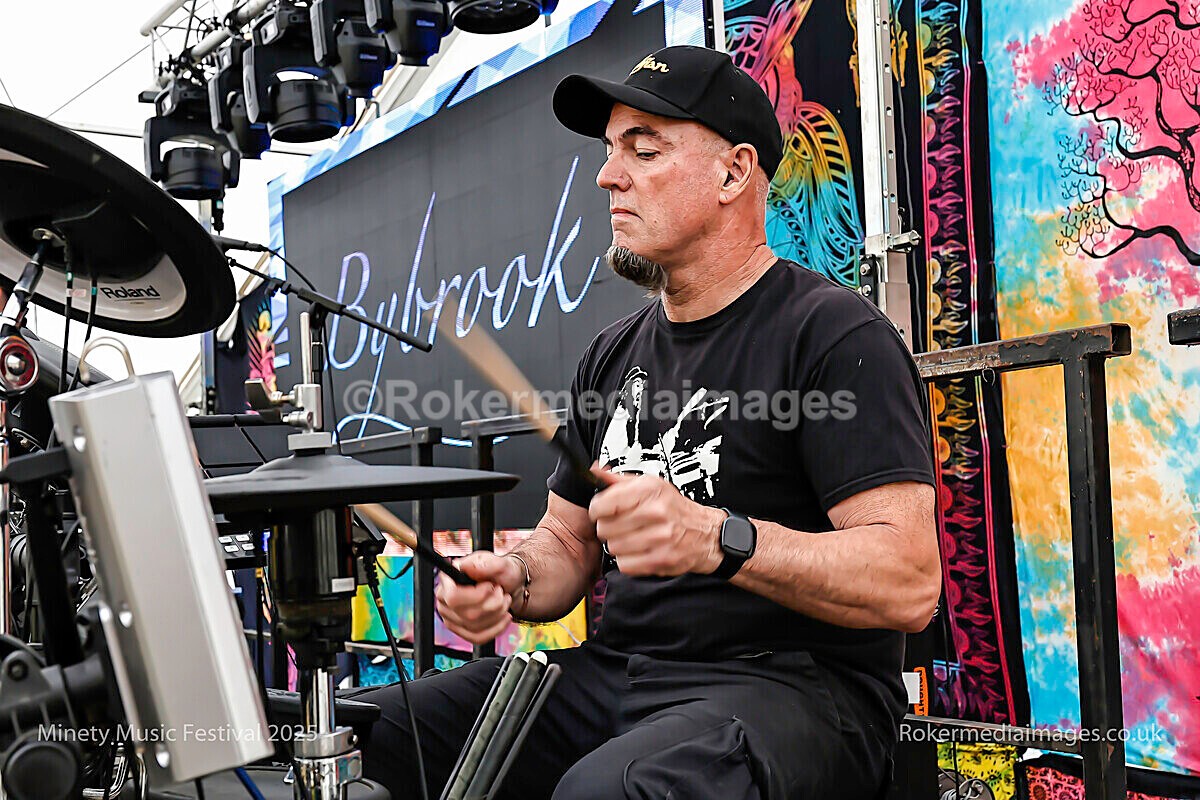 SATURDAY-46 - MINETY 2025