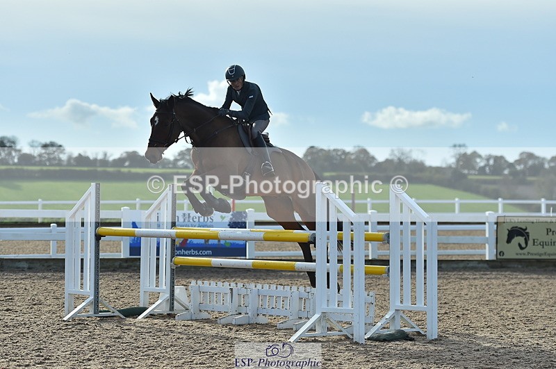 231111A-112522-01651 - Cls 11 Snr 1.05m Open