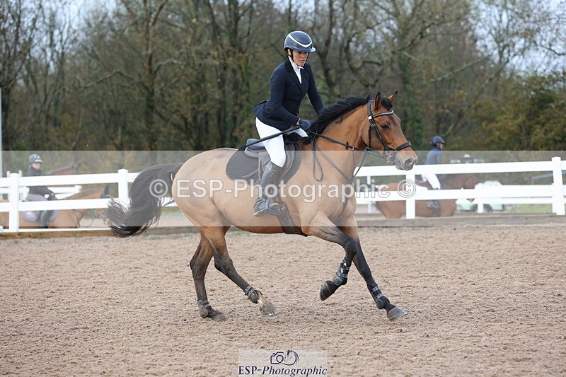 231112A-143746-04912 - Cls 21 Foxhunter & 1.20m Open