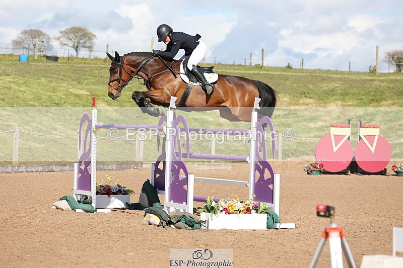 240419A-161632-09274 - Cls 10, 2 Star Big Tour 145cm  15.45 to 16.35 break