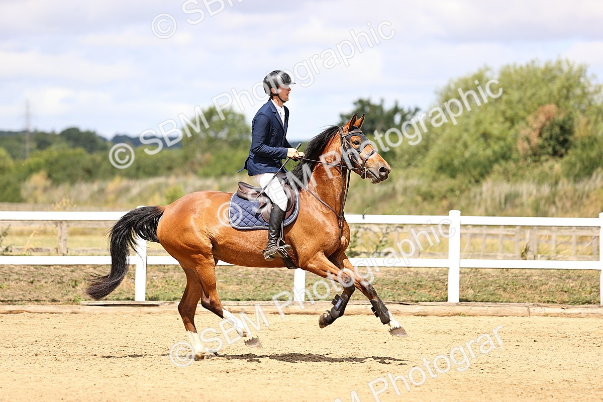 SBM_013393 - Class 14 - Senior Discovery - 1.00m Open