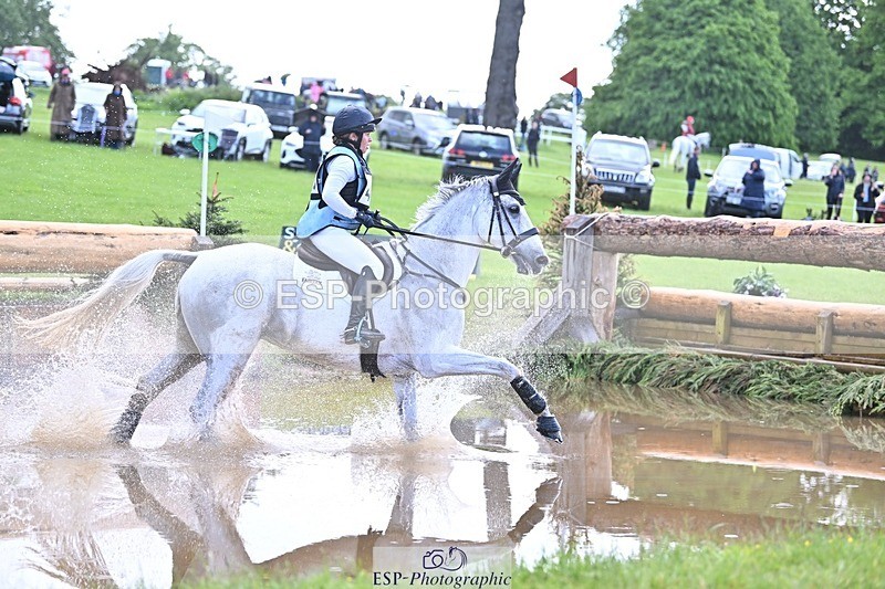 240526-111046-20412 - 416-CRISTAL_FONTAINE-Kitty_King