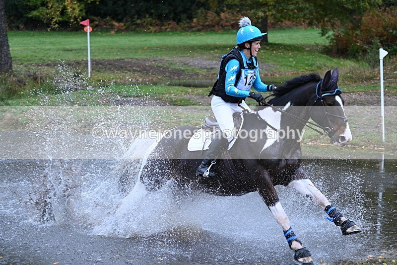 WJ7_3725 - Time 11:37 to 11:48