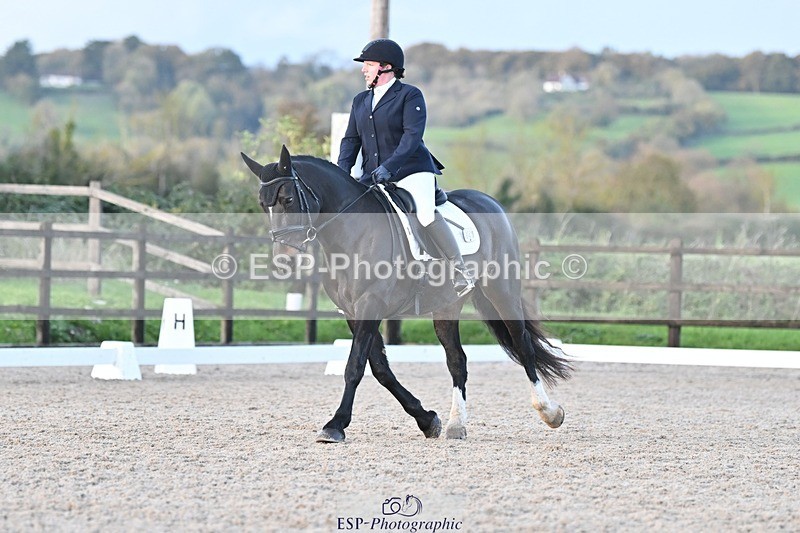 231105-160136-03996 - Cls 4 Novice 24 15.24 to 16.35 break