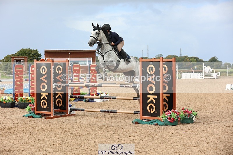 250911-112115-00932 - Cls 2 Snr Newcomers