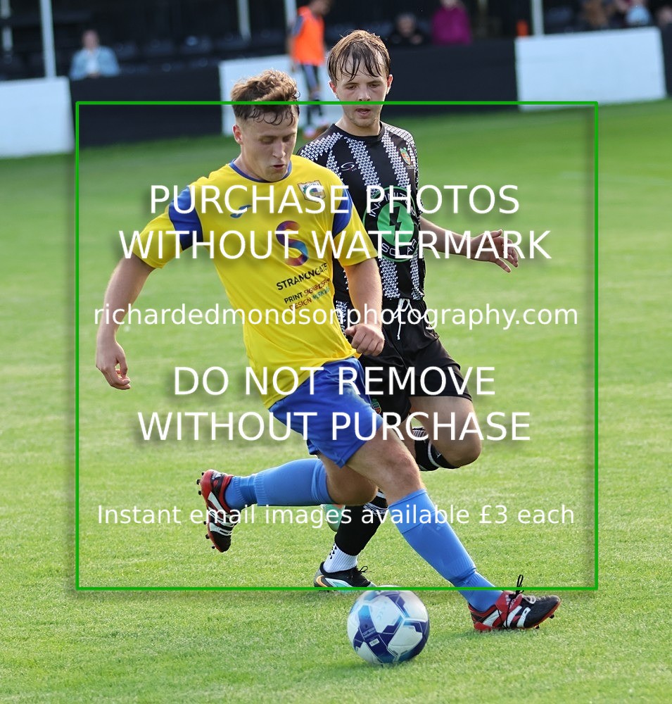 533A5529 - Kendal Town vs Kendal United