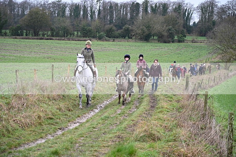 WJ7_9452 - Walk out..