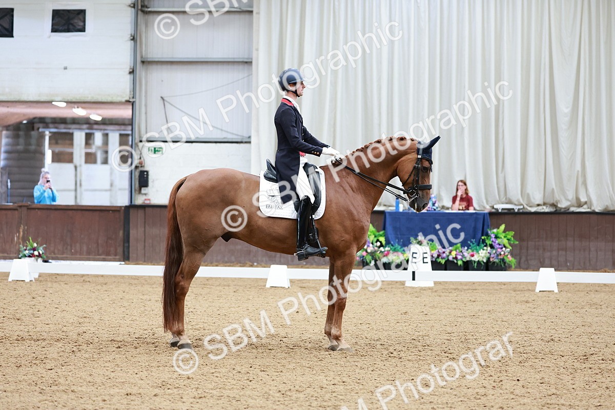 SBM_014449_Class 4 - FEI INT I - Olivia