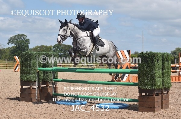 JAC_4532 - CLASS 6 Senior Newcomers/ 1.10m Open